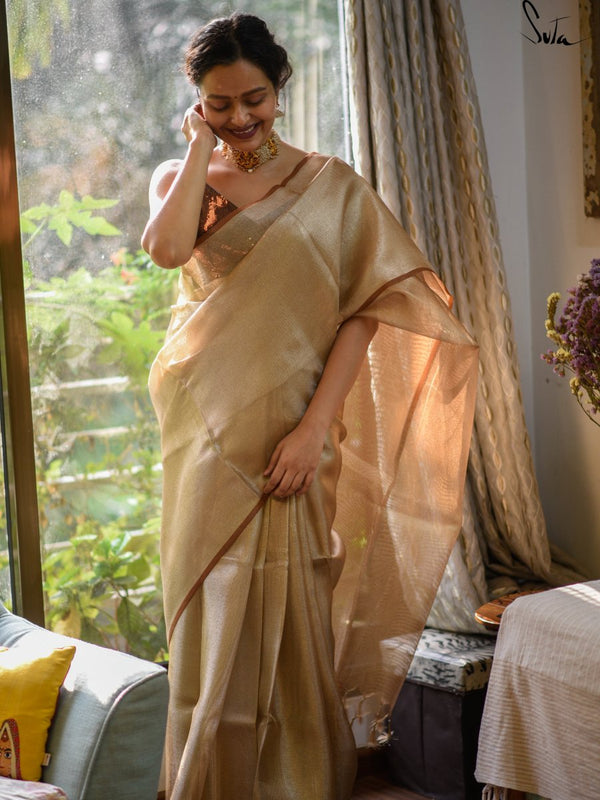 Suta - Mul khesh: Asparagus:Cotton made in heaven- When artisans cant sell  their cotton sarees they tear them off into fine cotton shreds and weave  them into another cotton saree. This recycling